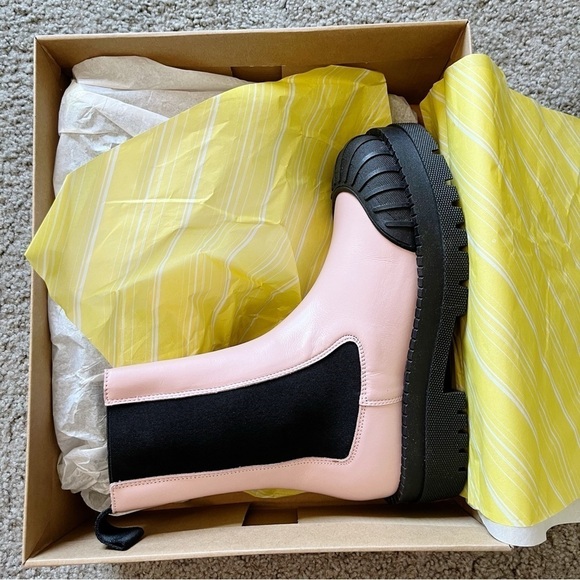 Anthropologie Maeve NEW Chelsea Boots Light Pink Genuine Leather Size 38 US 7 - Picture 11 of 12